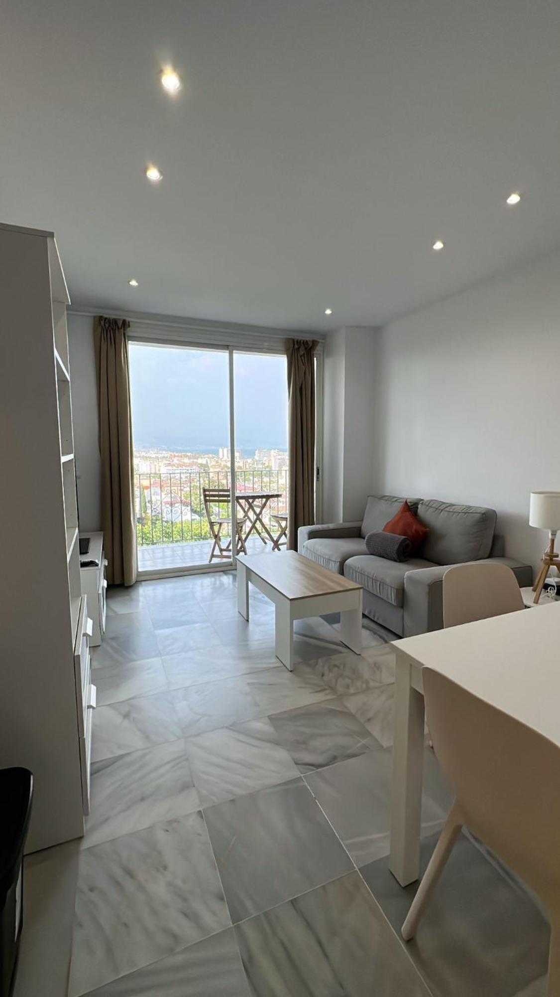 Apt Buenavista En Torremolinos Increibles Vistas Hacia Malaga 5Min Del Centro Y De La Playa Екстериор снимка